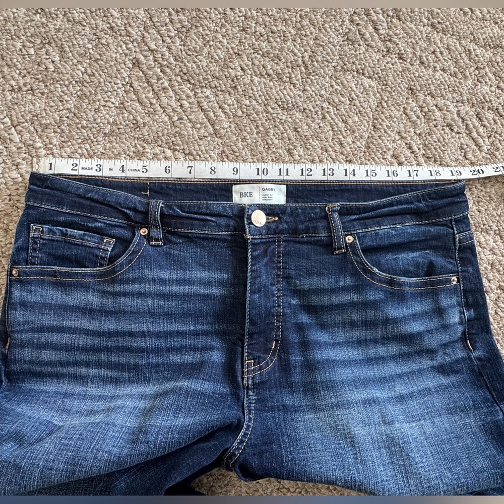 BKE BUCKLE CURVY STRAIGHT LEG HIGH RISE JEANS - Picture 6 of 9